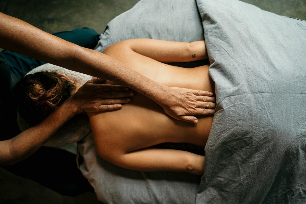 坎布塔尔 Breathe Healing & Wellness酒店 外观 照片